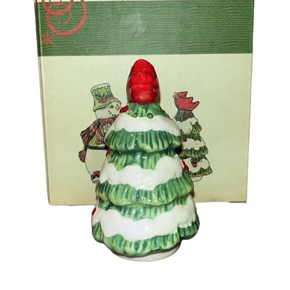 Fitz & Floyd 2013 Holly Hat Salt and Pepper Shaker - Picture 11 of 15